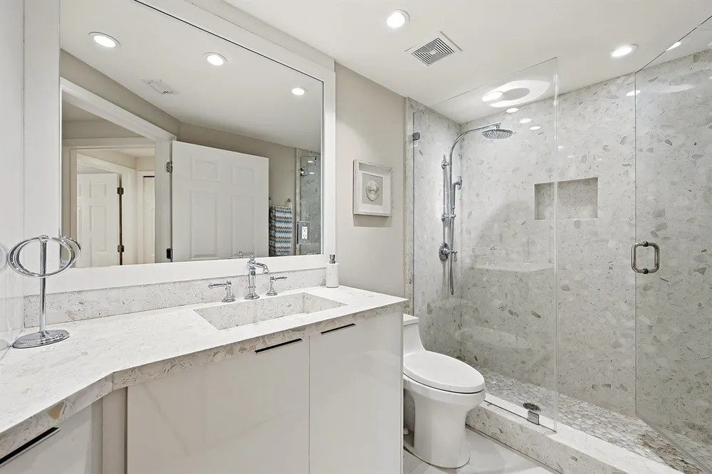6051 Ocean Drive #1101 Hollywood, FL 33019