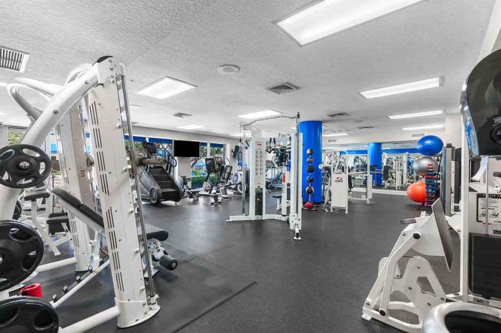 6051 Ocean Drive #1101 Hollywood, FL 33019