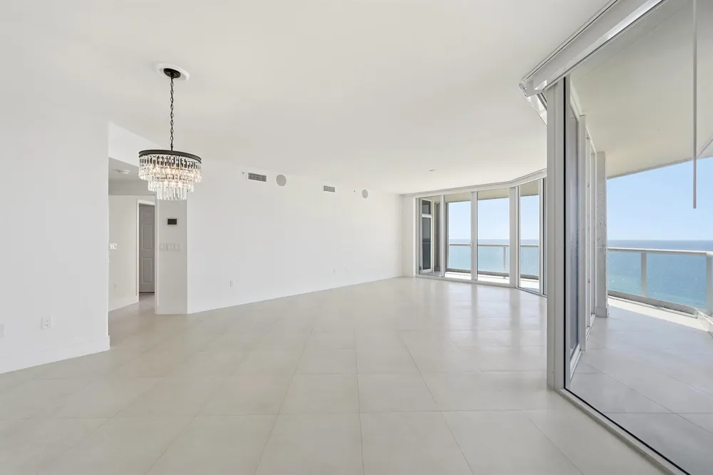 6051 Ocean Drive #1101 Hollywood, FL 33019