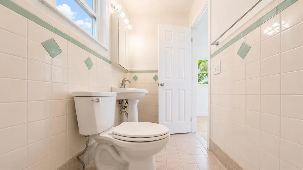 420 SE 4th Court Pompano Beach, FL 33060