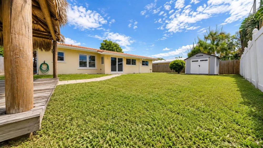 420 SE 4th Court Pompano Beach, FL 33060