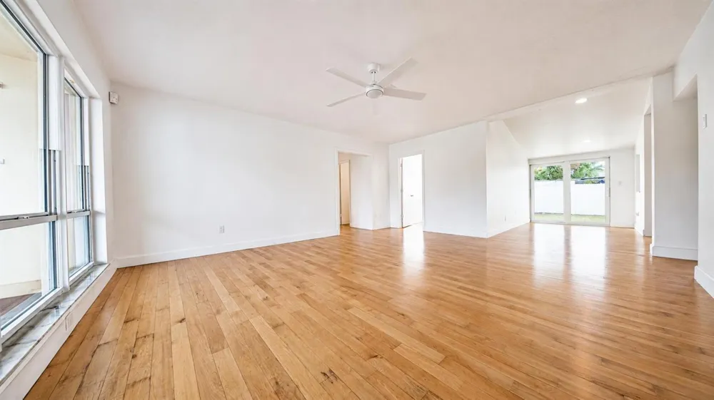 420 SE 4th Court Pompano Beach, FL 33060