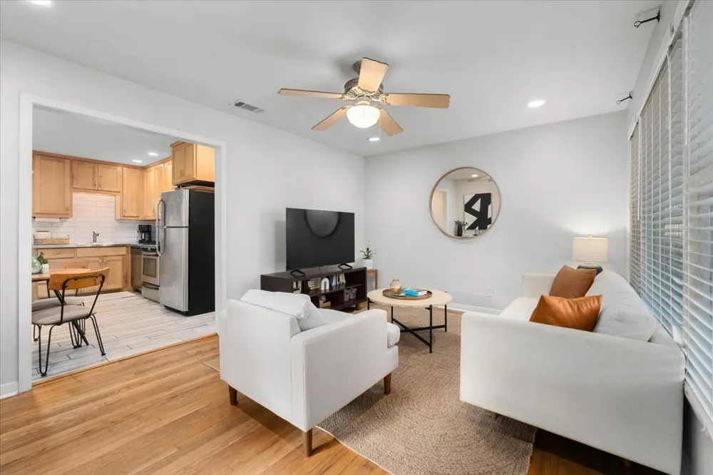 2113 Thornton Road Austin, TX 78704