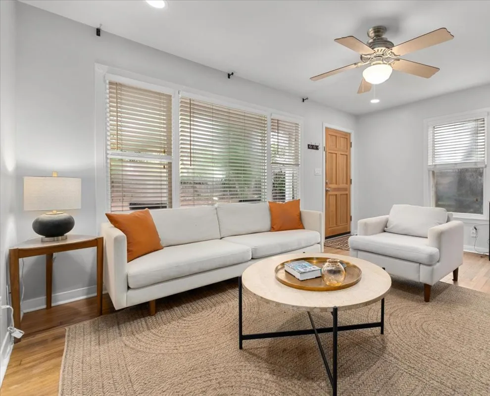 2113 Thornton Road Austin, TX 78704