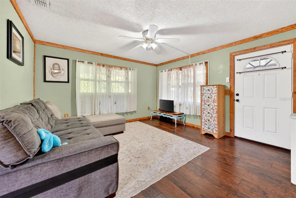 715 4TH STREET Polk City, FL 33868