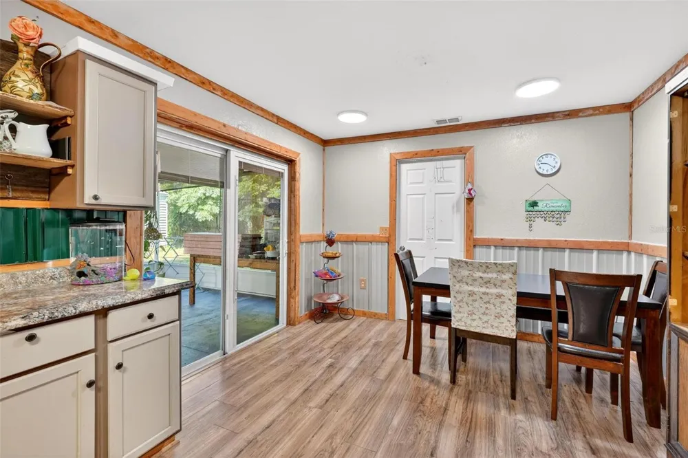 715 4TH STREET Polk City, FL 33868