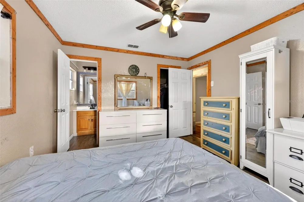 715 4TH STREET Polk City, FL 33868
