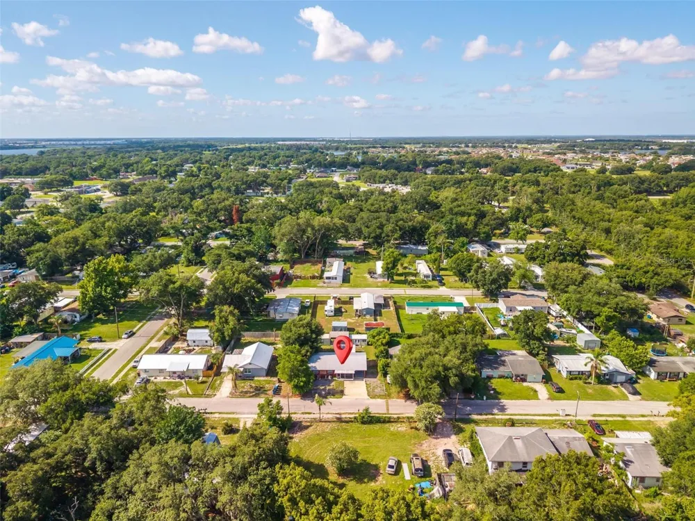715 4TH STREET Polk City, FL 33868