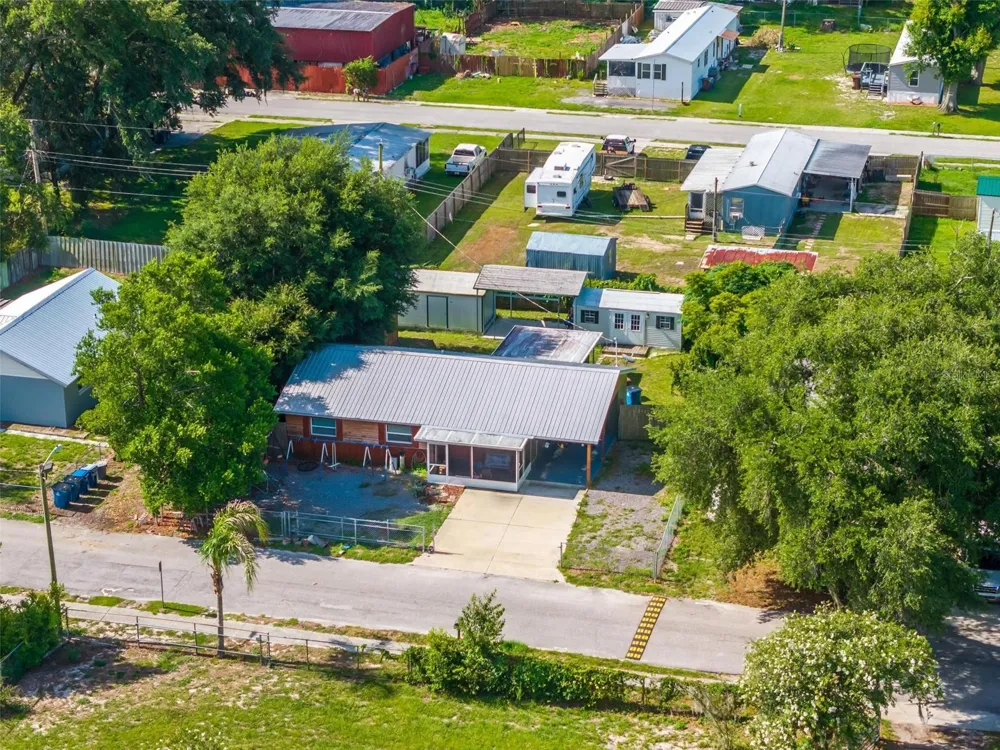 715 4TH STREET Polk City, FL 33868