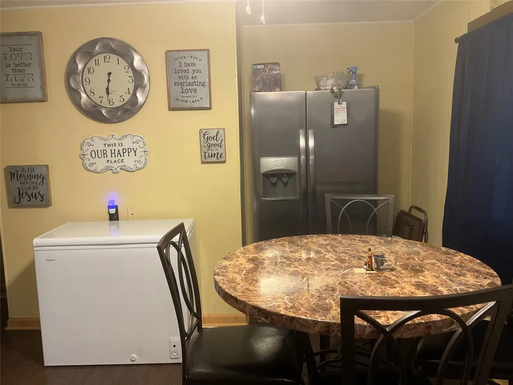 105 Kimberly Lane Yoakum, TX 77995