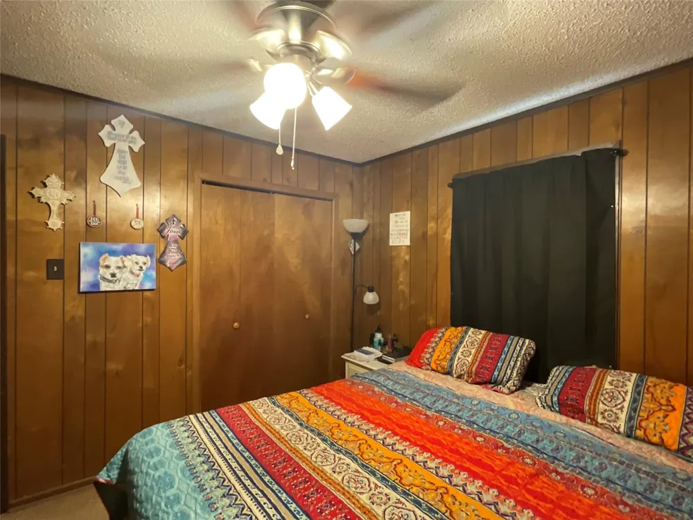105 Kimberly Lane Yoakum, TX 77995