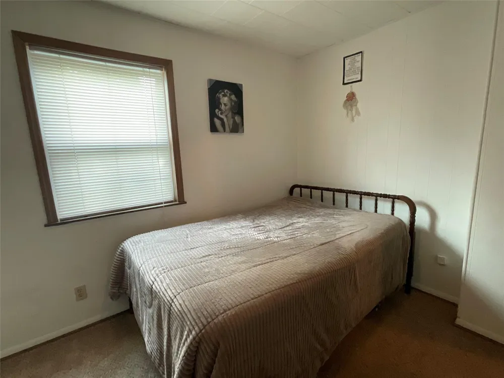 105 Kimberly Lane Yoakum, TX 77995
