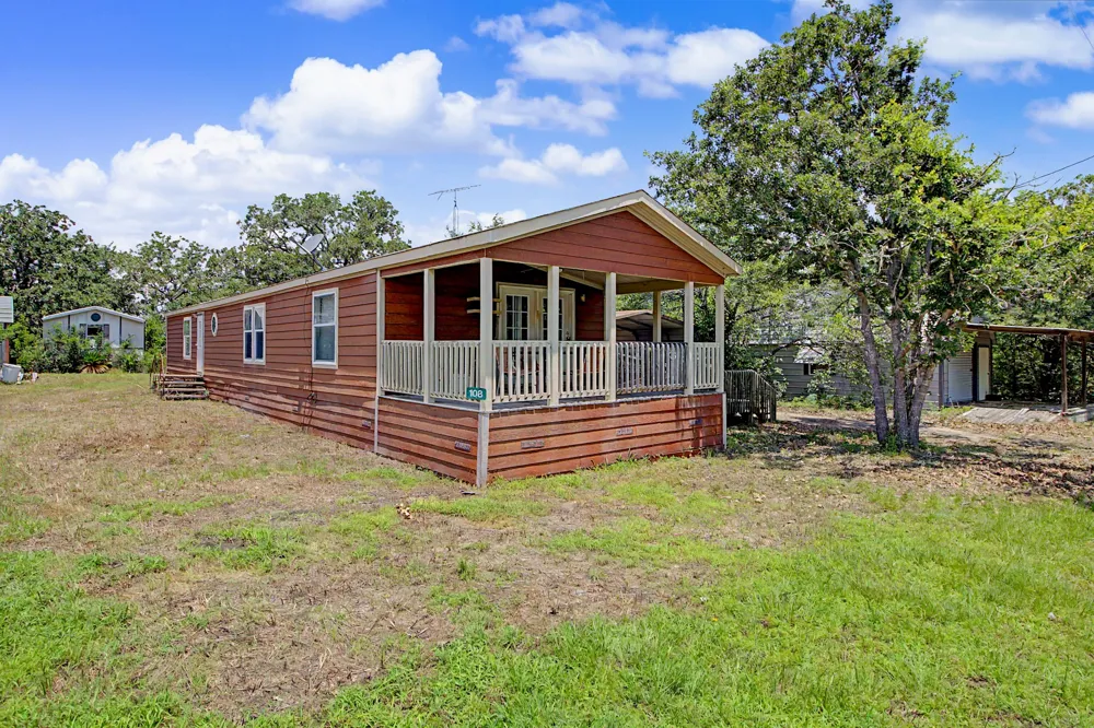 108 Moss Oak Circle Somerville, TX 77879