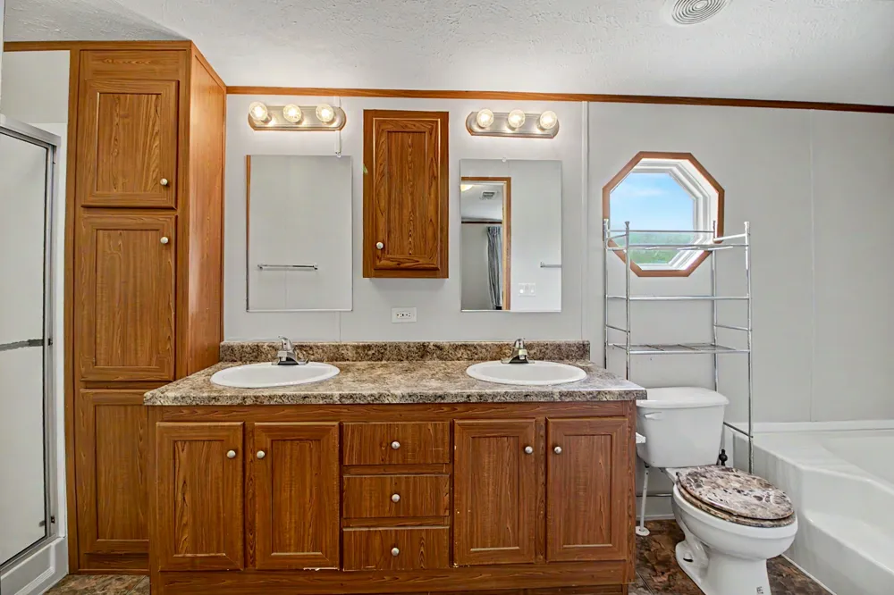 108 Moss Oak Circle Somerville, TX 77879