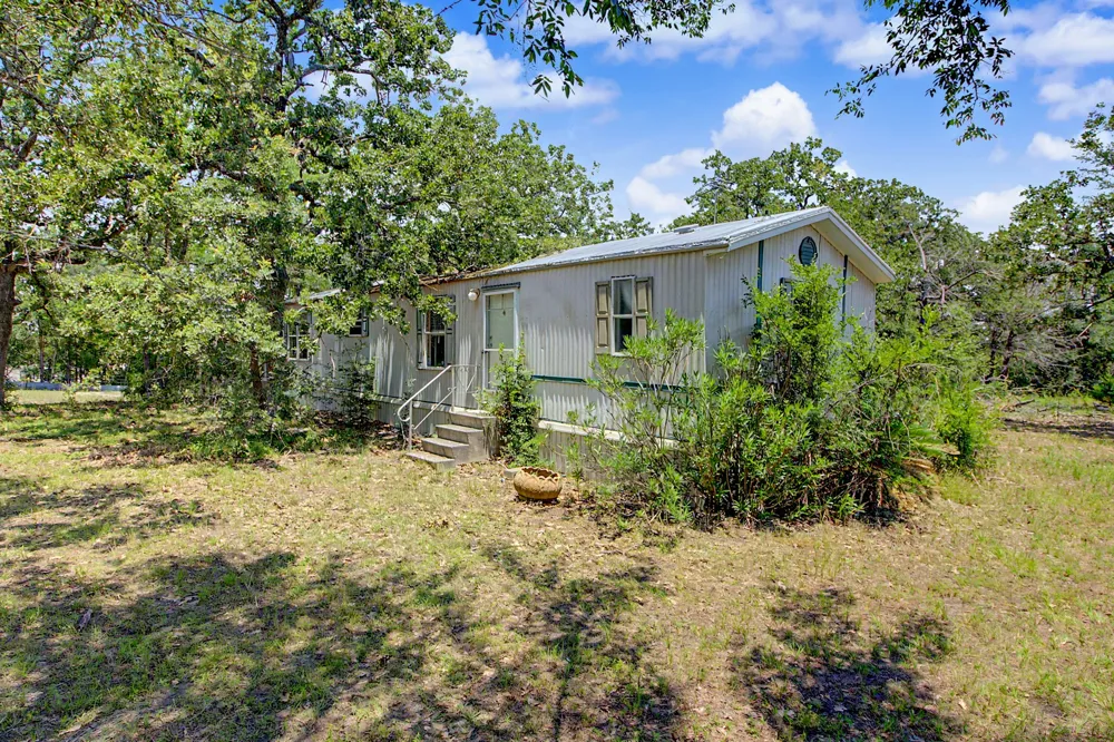 108 Moss Oak Circle Somerville, TX 77879