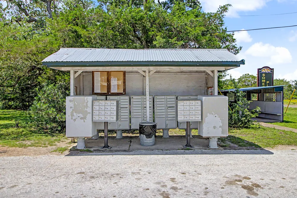 108 Moss Oak Circle Somerville, TX 77879