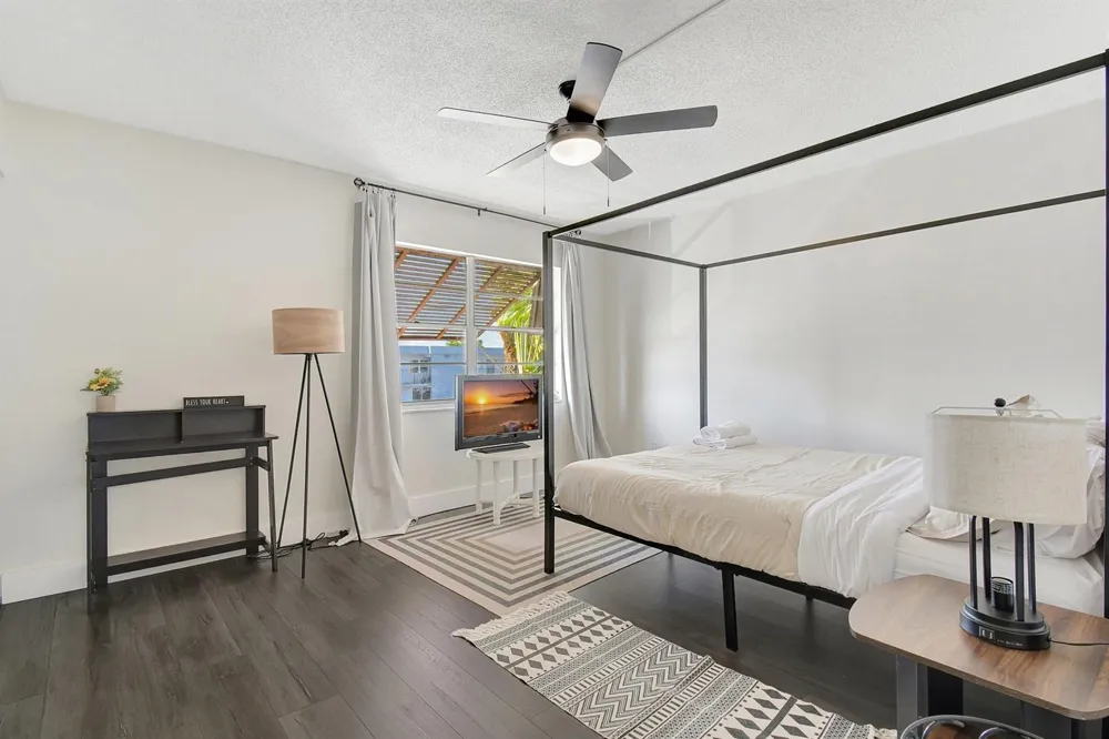 3708 SW 59th Terrace #68 Davie, FL 33314