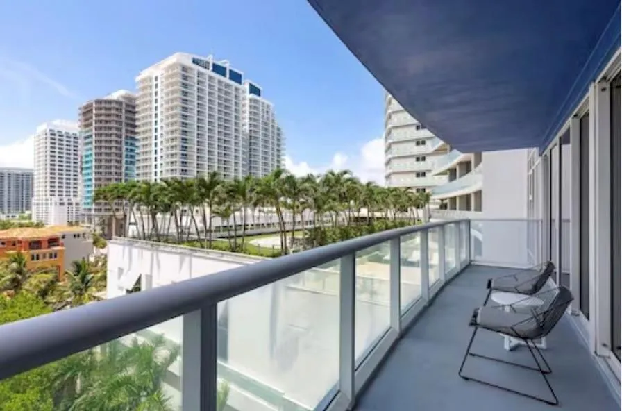 3101 Bayshore Drive #604 Fort Lauderdale, FL 33304