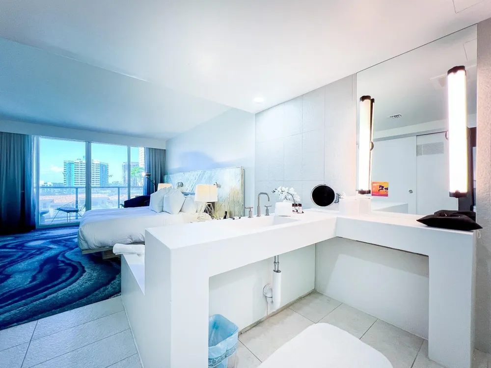 3101 Bayshore Drive #604 Fort Lauderdale, FL 33304