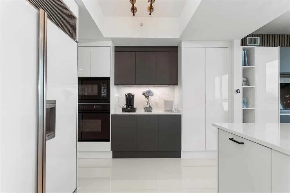 3535 S Ocean Drive #402 Hollywood, FL 33019