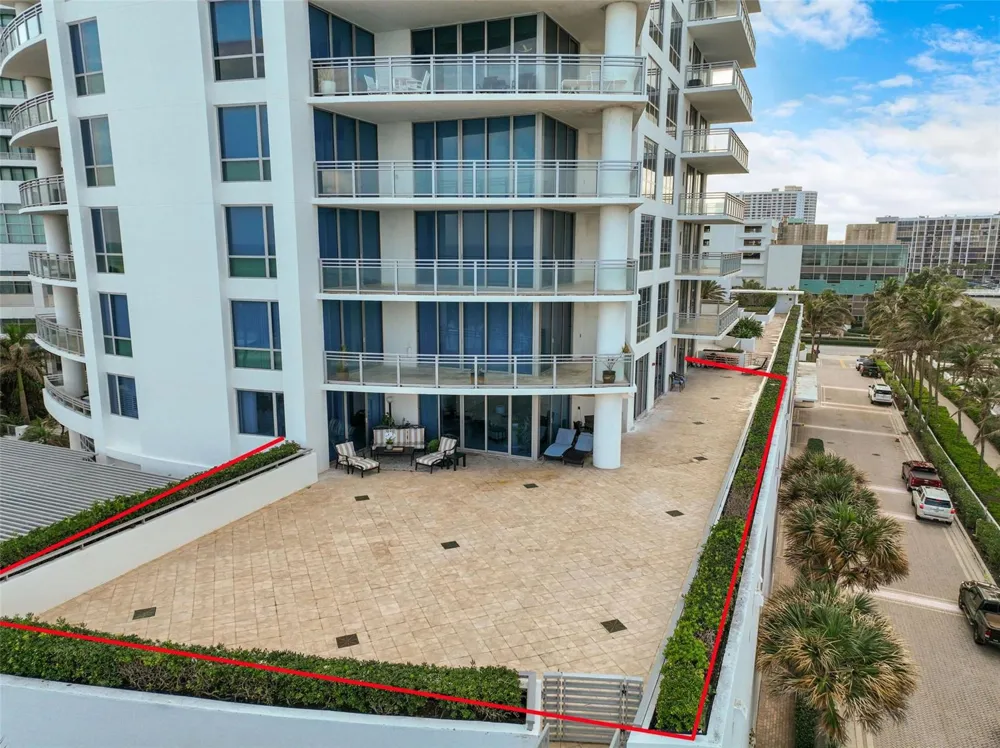 3535 S Ocean Drive #402 Hollywood, FL 33019