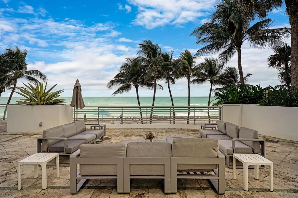 3535 S Ocean Drive #402 Hollywood, FL 33019