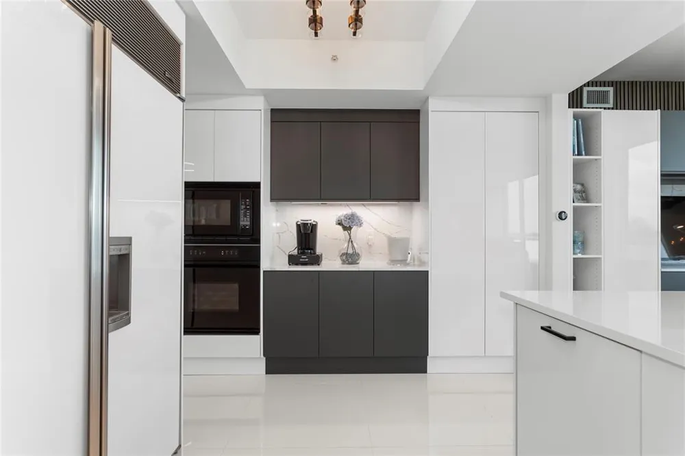 3535 S Ocean Drive #402 Hollywood, FL 33019