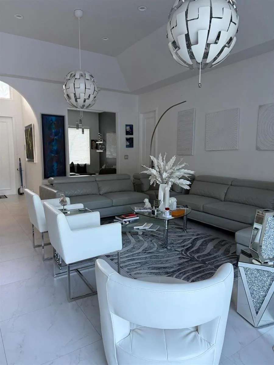830 Bailey Street Boca Raton, FL 33487