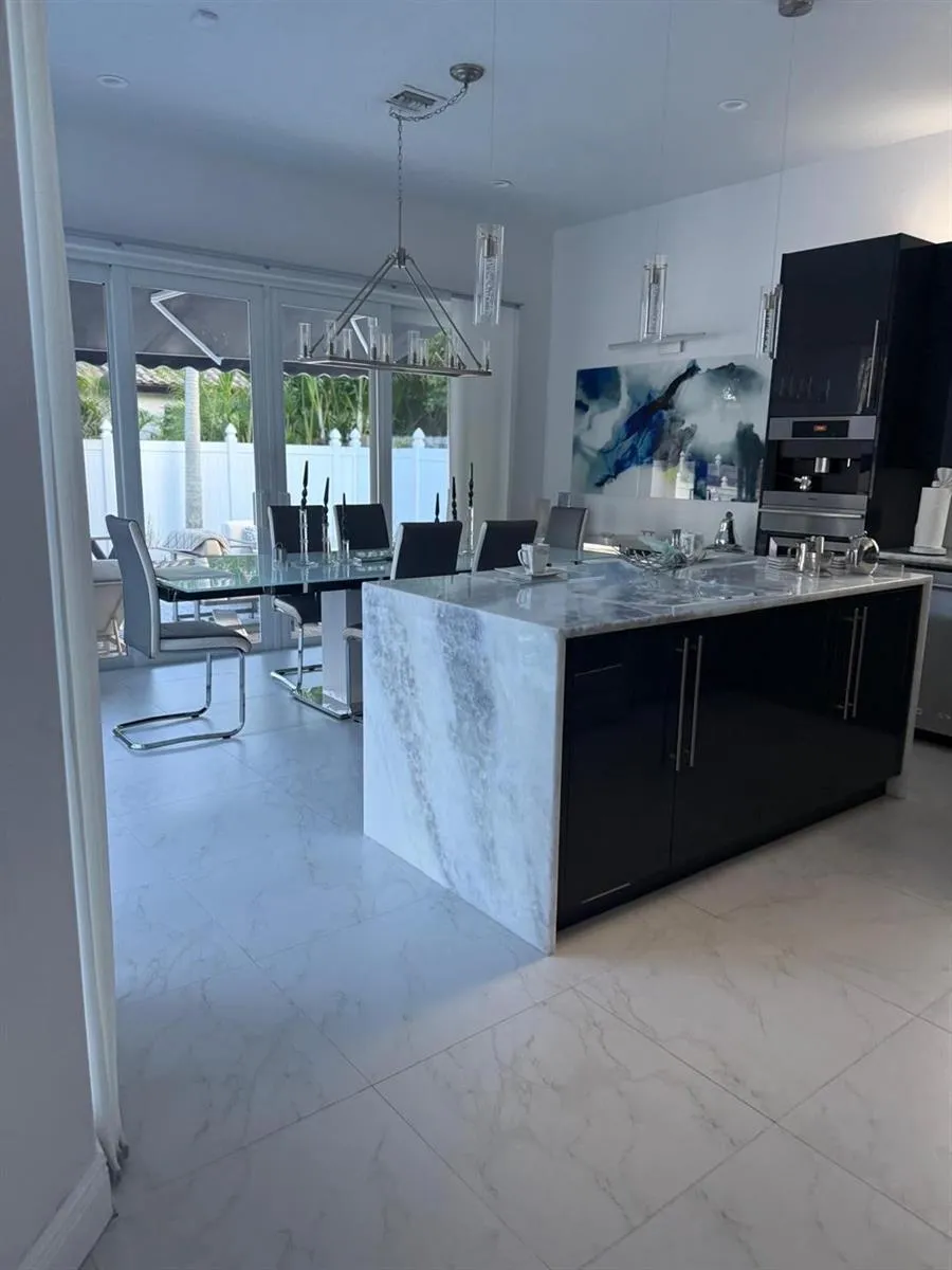 830 Bailey Street Boca Raton, FL 33487