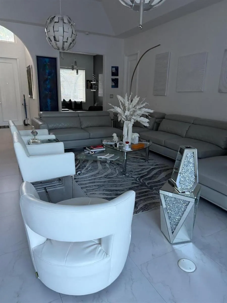 830 Bailey Street Boca Raton, FL 33487