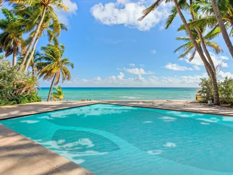 555 Ocean Boulevard