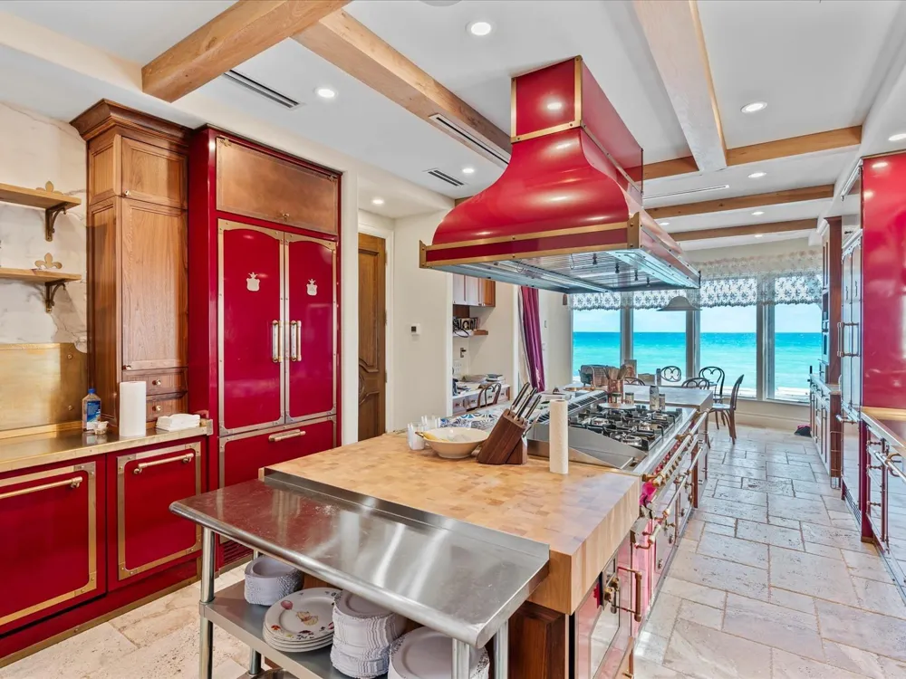 555 Ocean Boulevard Golden Beach, FL 33160