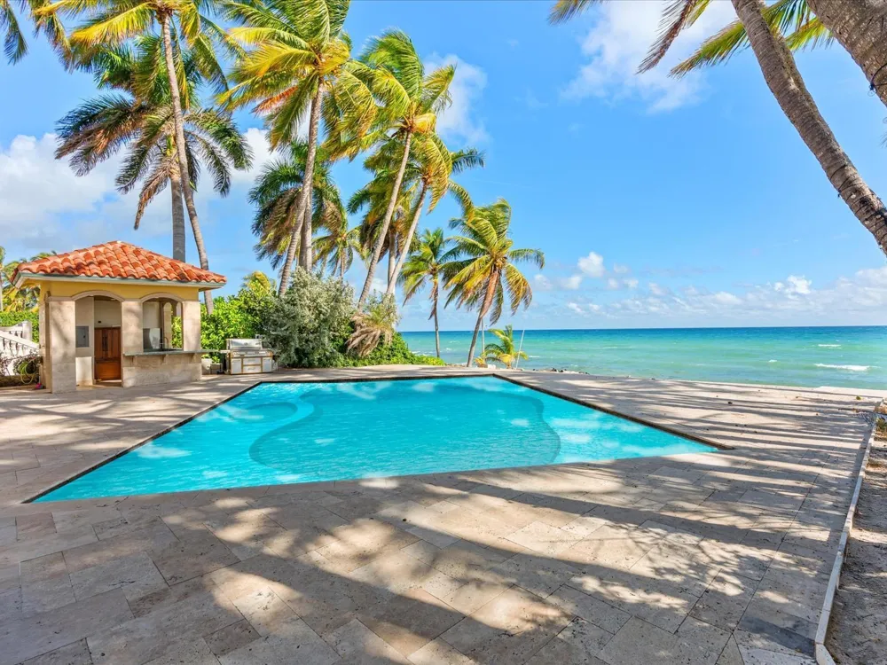 555 Ocean Boulevard Golden Beach, FL 33160