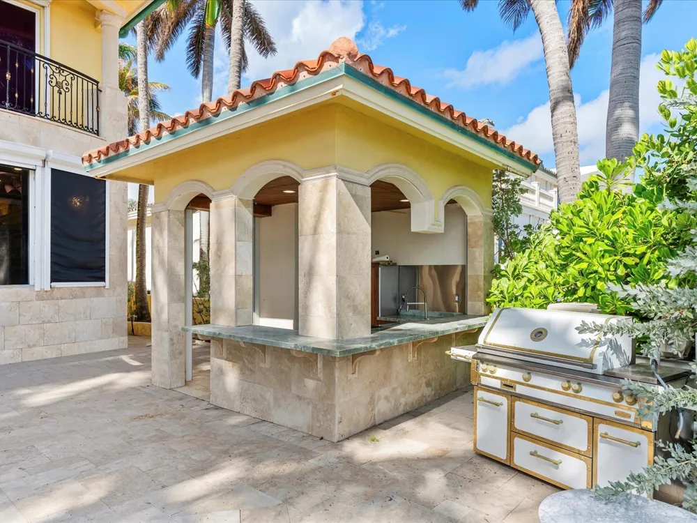 555 Ocean Boulevard Golden Beach, FL 33160
