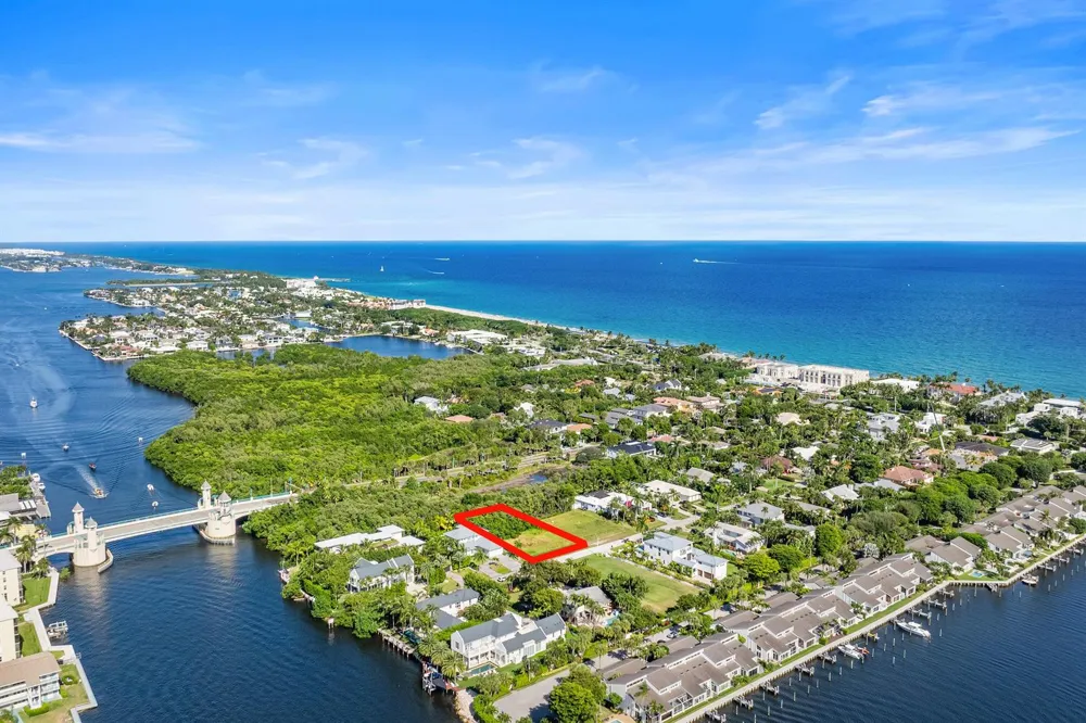 22 Hudson Avenue Ocean Ridge, FL 33435