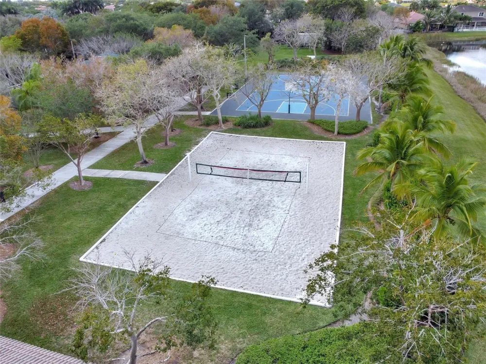 3872 W Hibiscus Street Weston, FL 33332