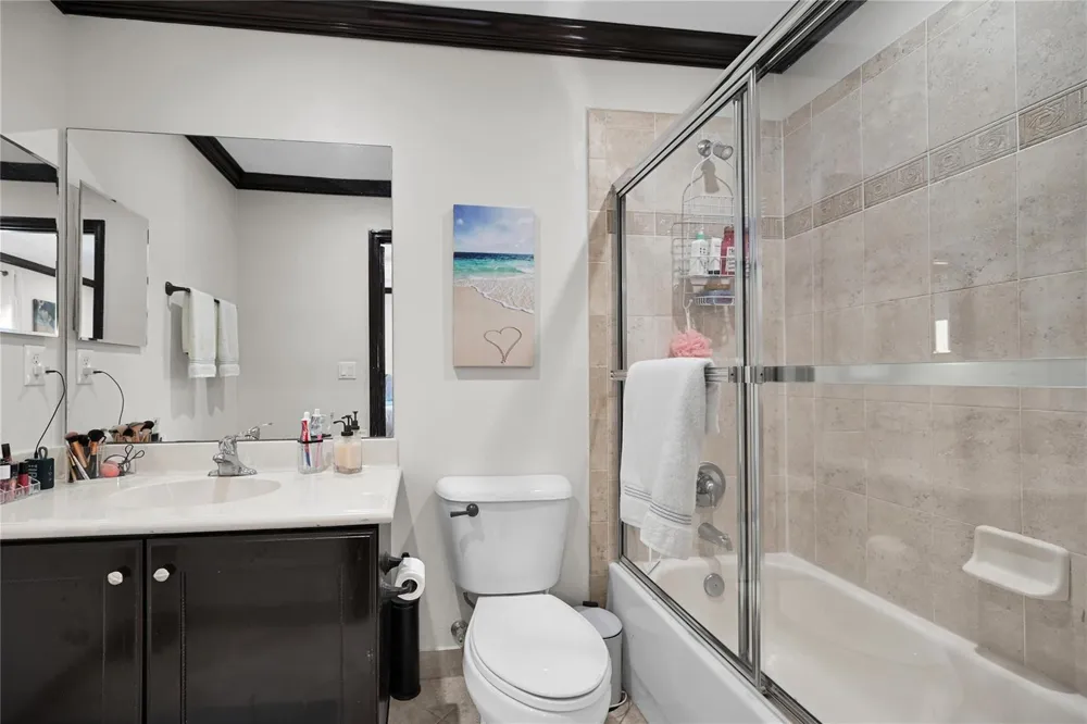 3872 W Hibiscus Street Weston, FL 33332
