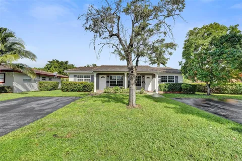 4017 Woodside Drive