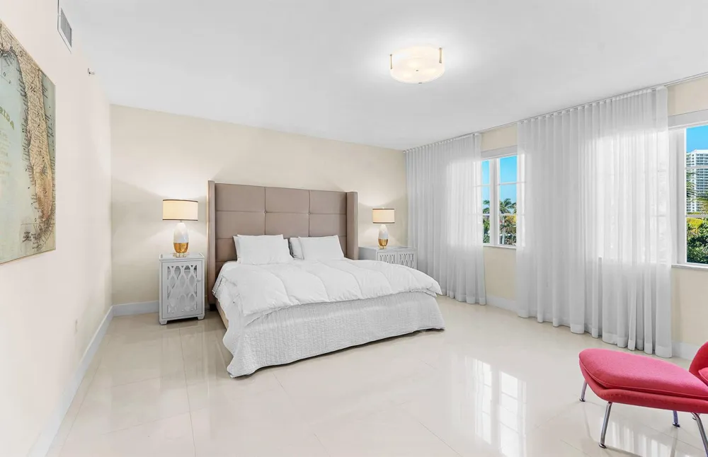 155 S Ocean Avenue #303 Palm Beach Shores, FL 33404