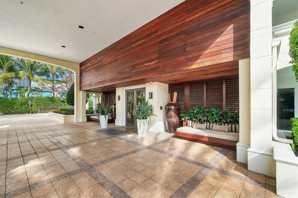 155 S Ocean Avenue #303 Palm Beach Shores, FL 33404