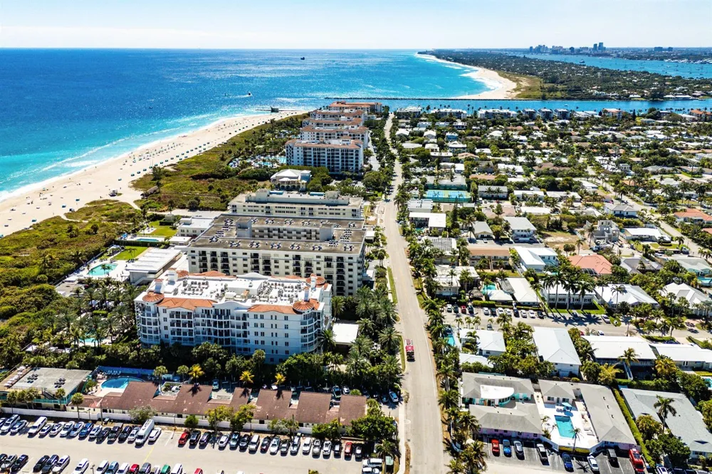 155 S Ocean Avenue #303 Palm Beach Shores, FL 33404