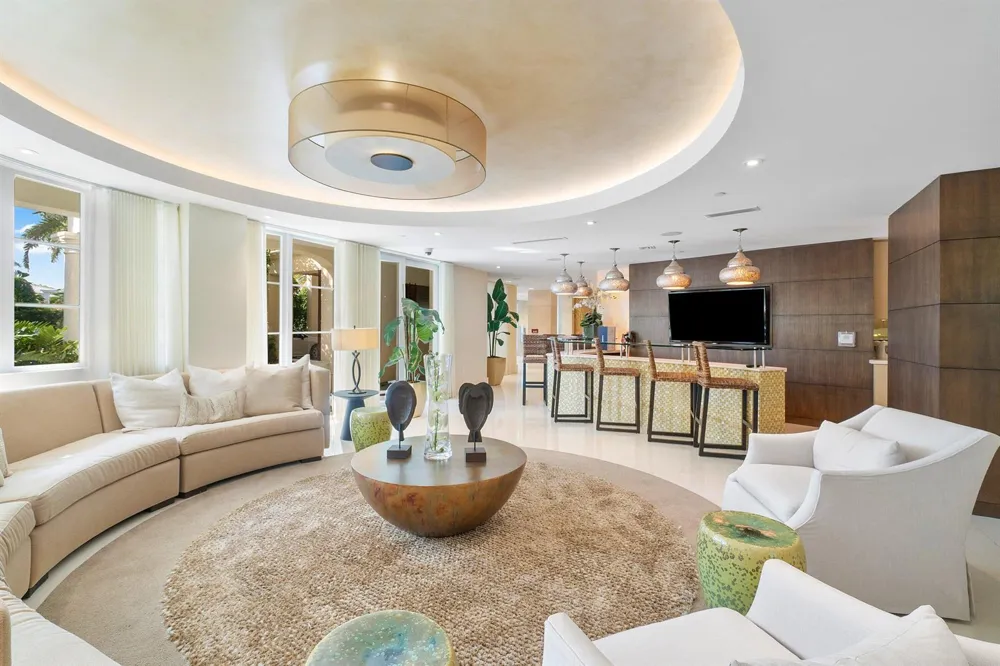 155 S Ocean Avenue #303 Palm Beach Shores, FL 33404