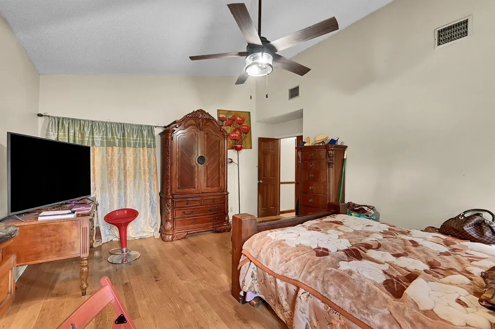 5172 NW 84th Road Coral Springs, FL 33067