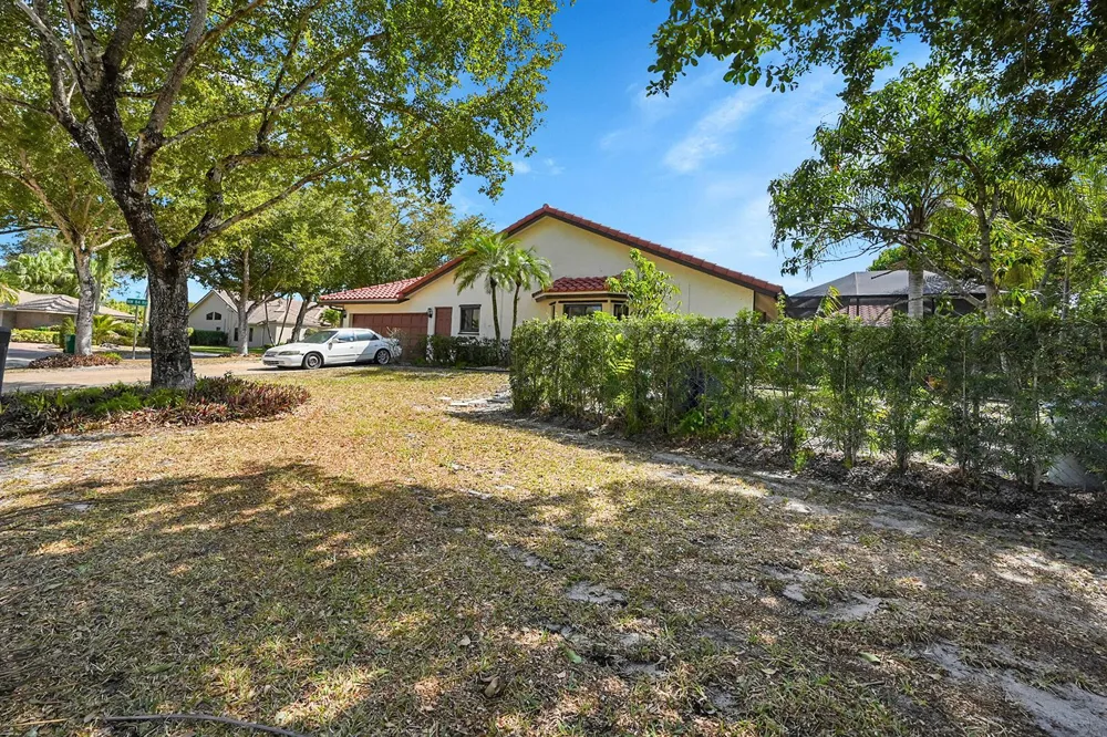 5172 NW 84th Road Coral Springs, FL 33067