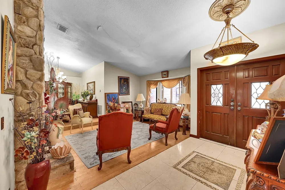 5172 NW 84th Road Coral Springs, FL 33067