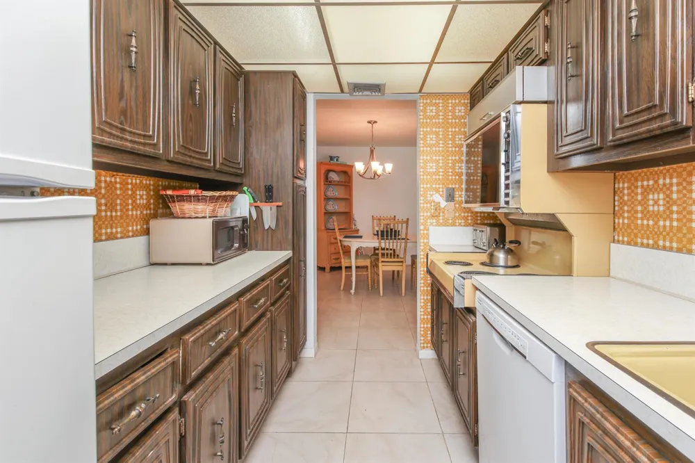 370 High Point Boulevard #C Delray Beach, FL 33445