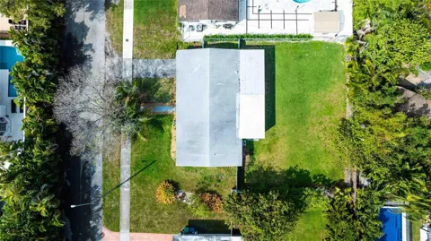 2515 NE 207th Street
