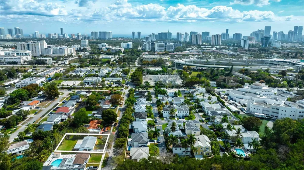 2515 NE 207th Street Miami, FL 33180