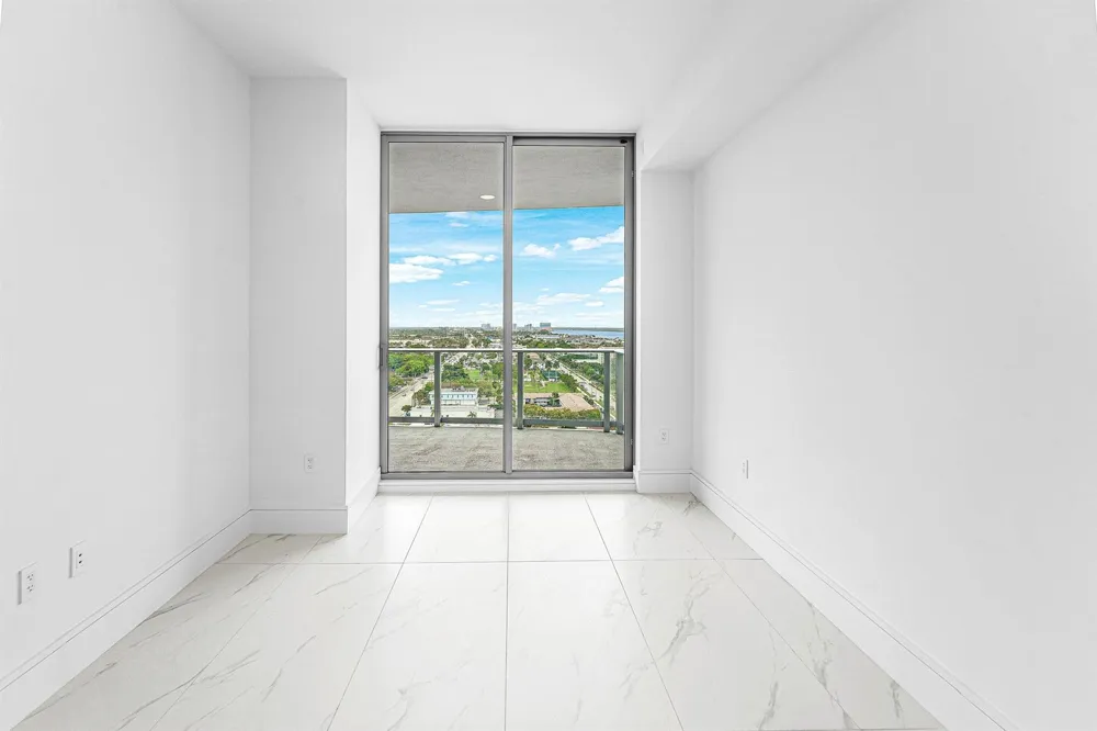 220 Lake Shore Drive #1613 Lake Park, FL 33403