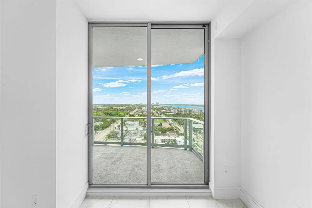 220 Lake Shore Drive #1613 Lake Park, FL 33403